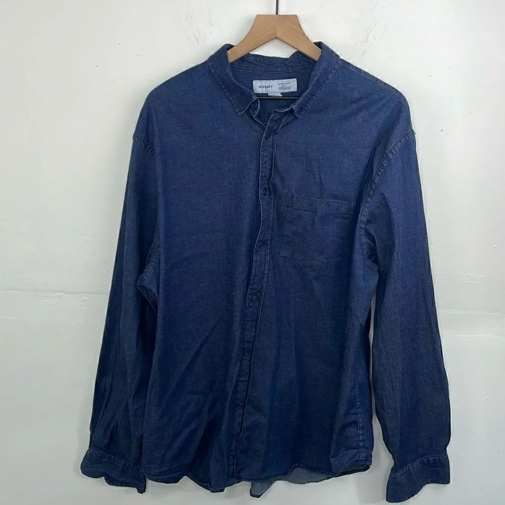 Old Navy Men’s Button Down Long sleeve collared shirt denim size XXL